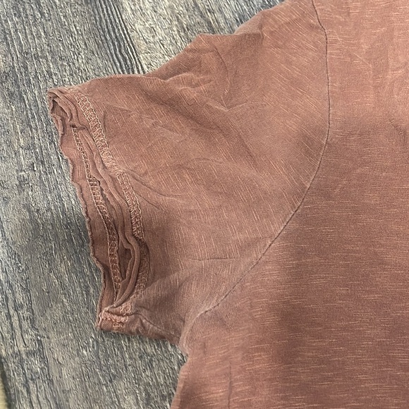 2 Mavi t shirts - Picture 4 of 9